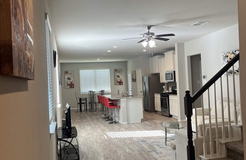 College Park Casa | Family-Friendly 4-Bedroom Home Near The Woodlands