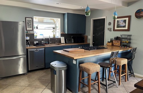 Goleta Casa | Family friendly 4-bedroom house near beaches, parks, restaurants and UCSB