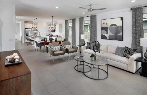 Litchfield Park Casa | Family-Friendly 4BR Escape Work, Play, Relax!