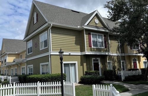Kissimmee Casa | Family-Friendly 4BR/3BA Townhome, Resort Amenities near Disney