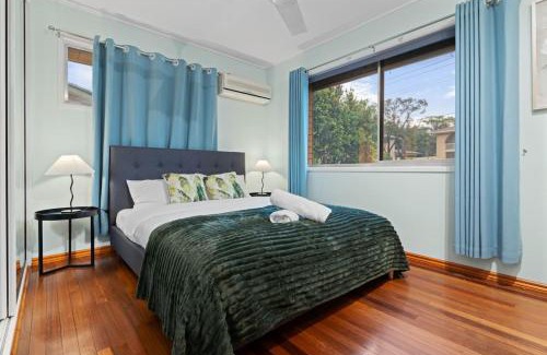 Sunnybank Casa | Family friendly 4BR Home Near Shops and Parks