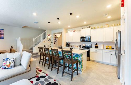 Four Corners Casa | Family-Friendly 5BR with BBQ & Resort Perks