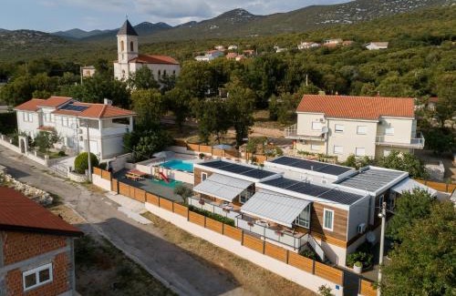 Donji Zagon Apartamento | Family-friendly apartments with swimming pool Donji Zagon, Novi Vinodolski - 24555