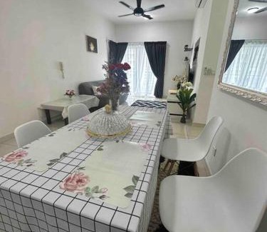 Kajang Apartamento | Family friendly apartment @Southville City