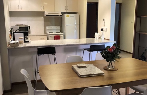 Kingston Apartamento | Family friendly apartment 5 min drive to Canberra City