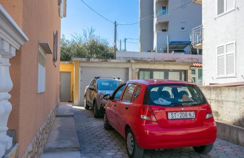 Mejasi Apartamento | Family-friendly apartments with swimming pool Split - 21026