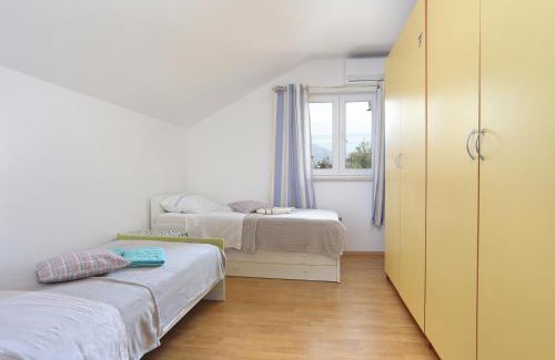 Mejasi Apartamento | Family-friendly apartments with swimming pool Split - 21026