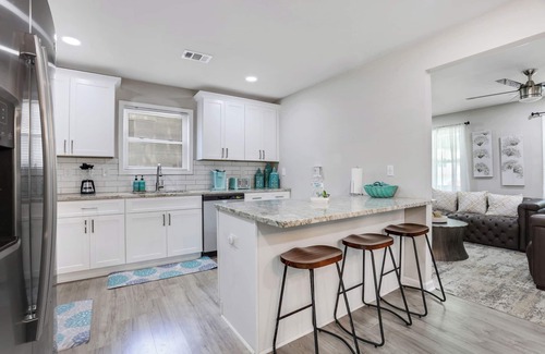 Church Street Casa | Family-Friendly Atlanta Home Near Airport with Patio, Backyard & EV Charger