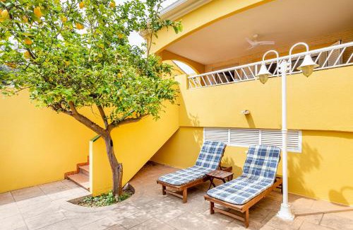 Playa de Almarda Casa | Family-Friendly Beach House ideal for Holidays & Workers at Beach Sagunto Valencia