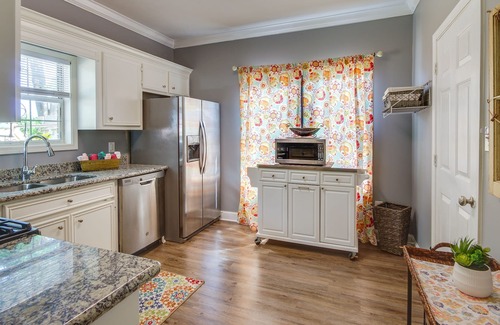 Flowood Casa | Family-Friendly Brandon Home: Fireplace & Patio!