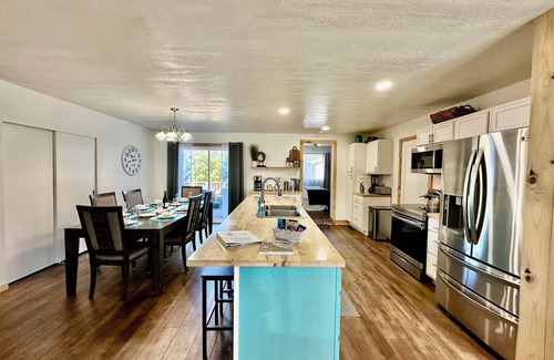 Crescent City North Casa | Family friendly coastal house. Pet Friendly, Big screen tv's in every room!