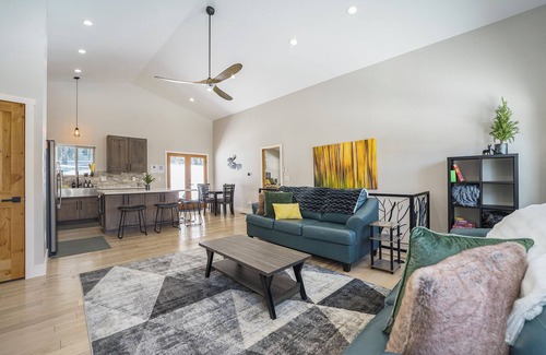 Saint Mary's Cabina | Family-Friendly Cabin Escape