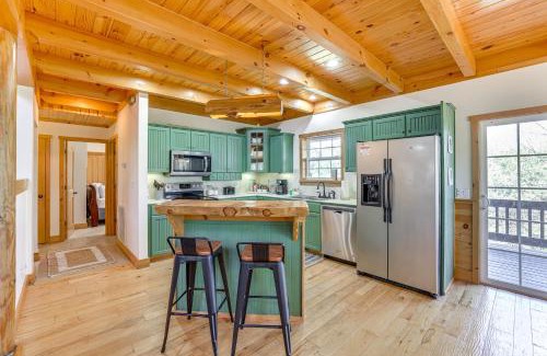 Eureka Springs Casa | Family-Friendly Cabin By Golf Course and Marina