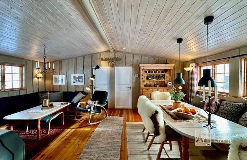 Sjusjoen Casa | Family-friendly cabin at Sjusjøen with ski trails, sauna and fireplace