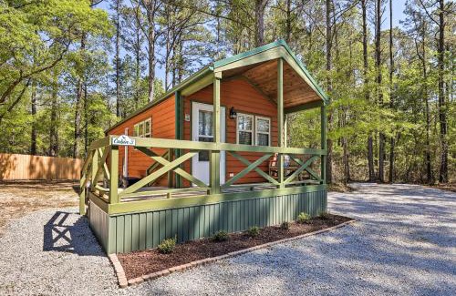 New Bern Casa | Family-Friendly Cabin about 5 Mi to Dtwn New Bern