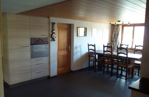 Aeschi bei Spiez Apartamento | Apartamento familiar cerca de Spiez u. Interlaken, máx. 4 Ext. / 1 ​​Rey.