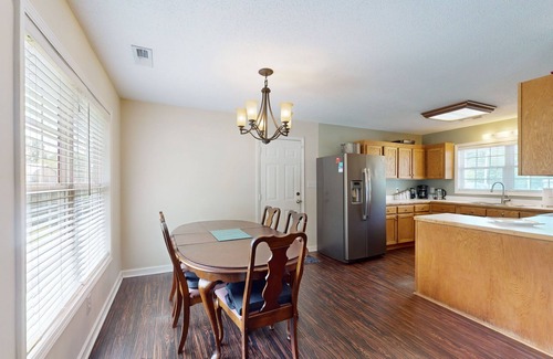 Conway Casa | Family-friendly charmer with bunk room, patio and firepit