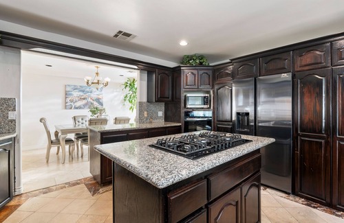 Studio City Villa | Family friendly Cozy Home in the heart of Studio City