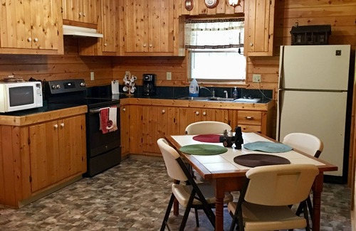 Luray Cabina | Cabaña acogedora para familias ubicada en el río Shenandoah.