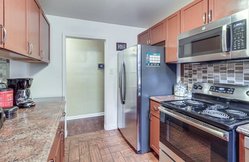 Detroit Casa | Family-Friendly Detroit Home: 12 Mi to Downtown!