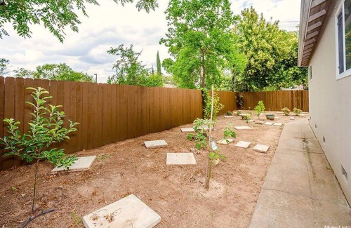 Carmichael Casa | Casa completa para familias en Sacramento