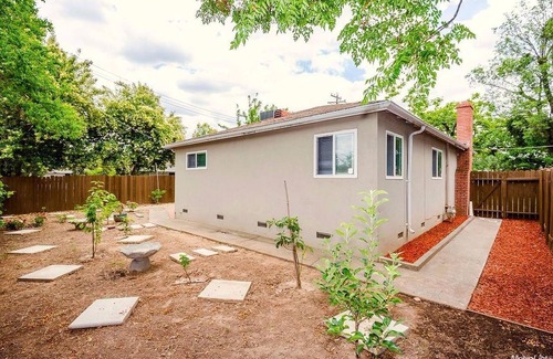 Carmichael Casa | Casa completa para familias en Sacramento
