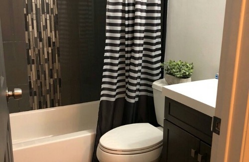 Carmichael Casa | Casa completa para familias en Sacramento