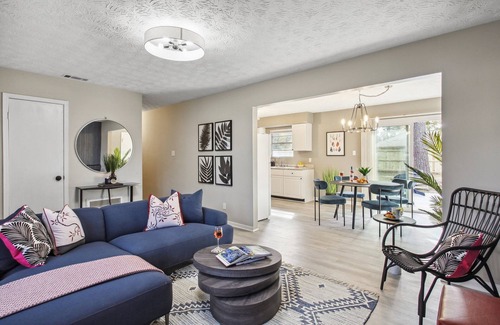 Savannah Casa | Family Friendly* Firepit * Dogs OK * Fenced Yard * 3BR/1.5BA Home
