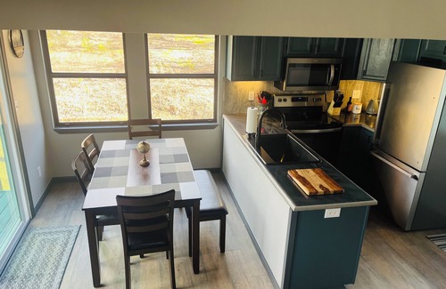 Penhook Casa | Family-Friendly Floating Tree House Near Smith Mountain Lake – Serene & Cozy