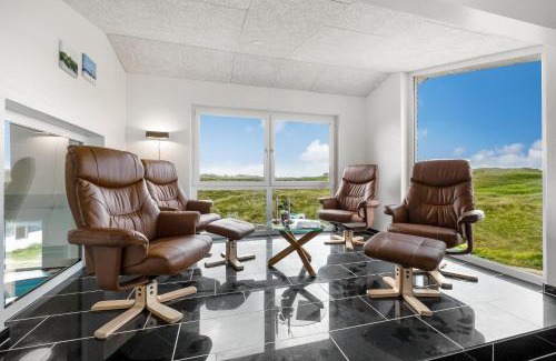 Sondervig Casa | Family-Friendly Holiday Home With Indoor Pool And Outdoor Spa 100 Meters From The North Sea