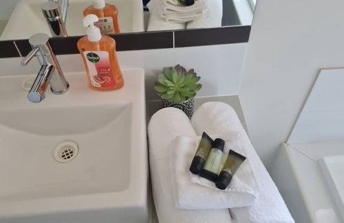 Kurunjang Casa | Family-friendly home in Melton VIC
