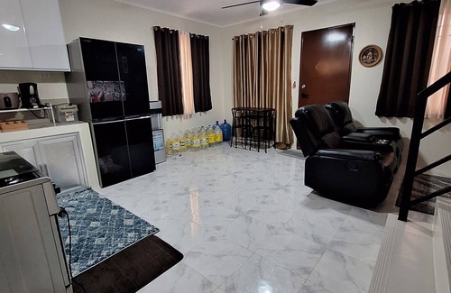 Lucena Casa | Family friendly home - Close to beach, fishing port and SM Mall