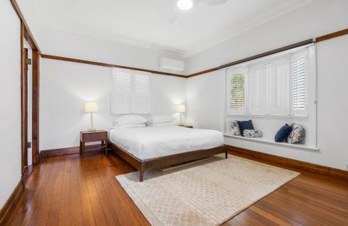 West End Casa | Family-Friendly Home in Vibrant West End