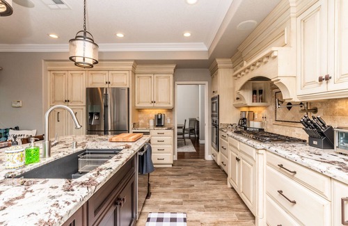 Felicita Casa | Family Friendly Home Away from Home w/ Game room