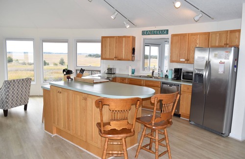 Broadkill Beach Casa | Family friendly home w/ 360 views of the bay and wild life preserve (sleeps 12)