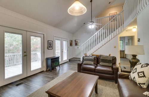 Basye Casa | Family-Friendly Home with Yard, 1 Mi to Bryce Resort