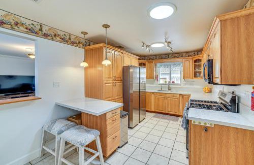 Loma Linda Casa | Family-Friendly Loma Linda Retreat Walk to LLU