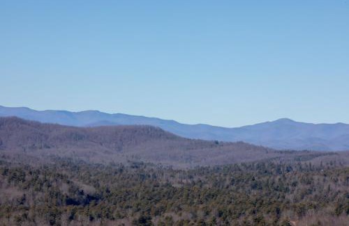Hendersonville Casa | Family-Friendly Mountain Oasis W Game Room & Grill