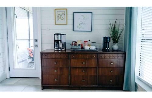 Keller Casa | Family-friendly, open space, peaceful