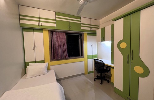 Baner Apartamento | Family friendly Peaceful 3BHK apartment in Balewadi.