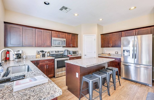 Deer Valley Casa | Family-Friendly Phoenix Retreat w/Fenced Yard!