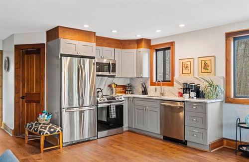 Cresco Casa | Family friendly private escape w/ hot tub, game room & fireplace in the Poconos