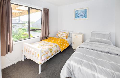 Lynmore Casa | Family Friendly, Quiet, Cozy stay in Rotorua with free Wifi