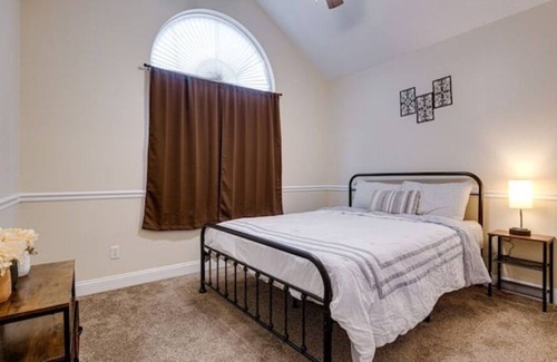 Hinesville Casa | Family Friendly Ranch Style Home 3bd w/ Game Room