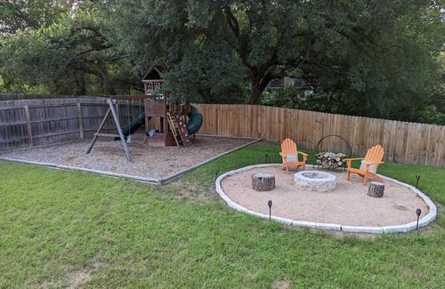 University Hills Casa | Family-Friendly Remote Workers Pad