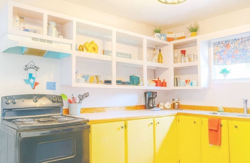 Nocona Otro | Colorful,CozyTX Cabin on Peaceful Farm