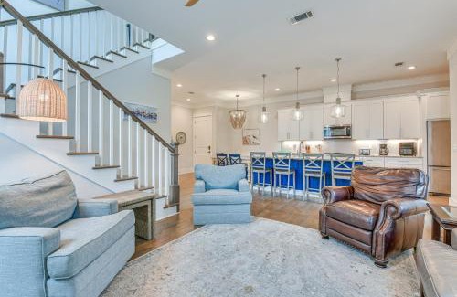 Lakeside at Blue Mountain Beach Casa | Family-Friendly Santa Rosa Home Walk to Beach!