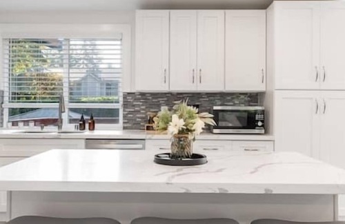 Renton Casa | Family Friendly: Seattle Close, Hot Tub, Game Room