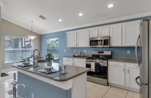 Orange Tree Casa | Family-friendly spacious 4bedroom house in Clermont with WiFi, AC & private pool