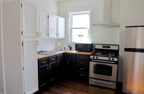 Logan Square Apartamento | Apartamento ecléctico clásico de Chicago en Logan Square